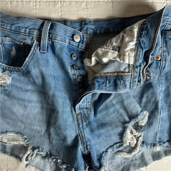 Levi’s 501 High Rise Denim Shorts - Picture 4 of 10